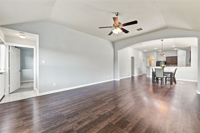 1558 Nottingham Drive, Lancaster, TX 75134
