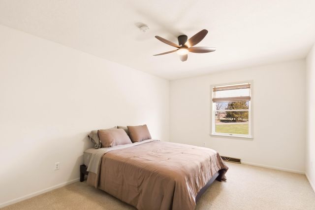 5121 N ROUTE E, Columbia, MO 65202