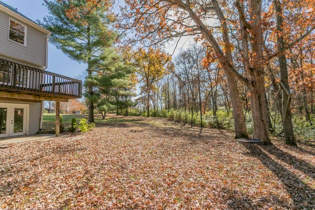 5121 N ROUTE E, Columbia, MO 65202