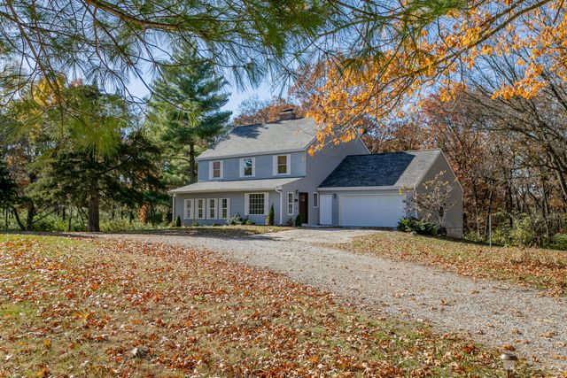 5121 N ROUTE E, Columbia, MO 65202