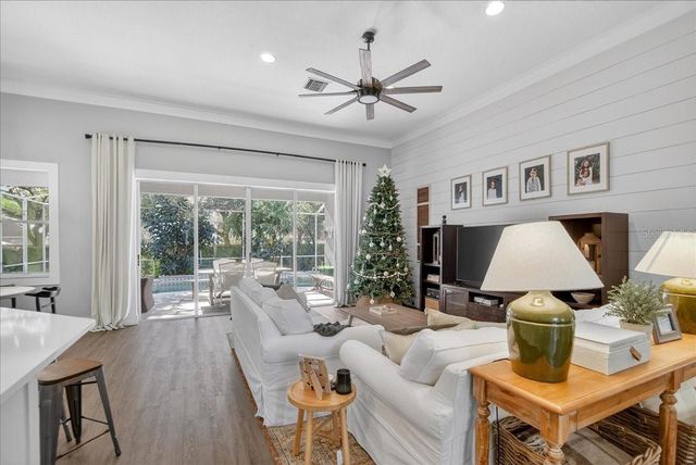 4423 MERRICK RUN LANE, Valrico, FL 33596