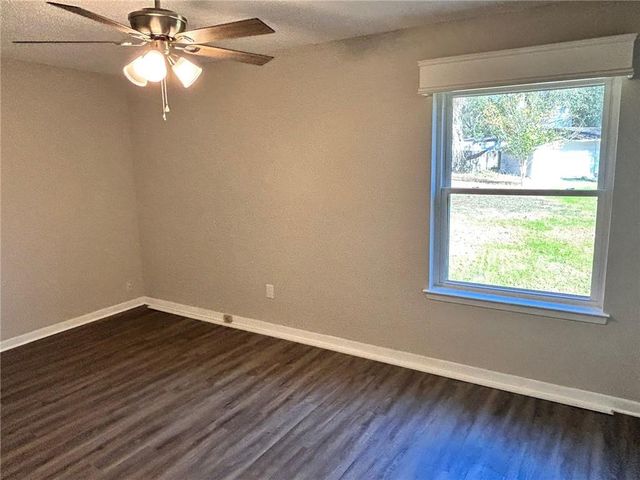 4577 Emerald E Drive, Mobile, AL 36619