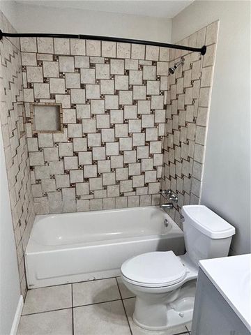 4577 Emerald E Drive, Mobile, AL 36619