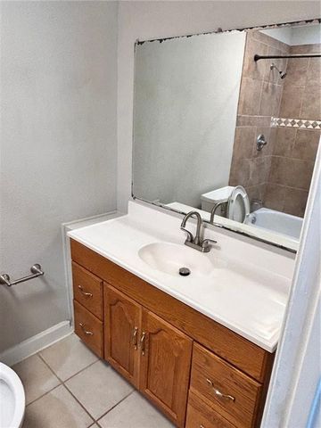 4577 Emerald E Drive, Mobile, AL 36619