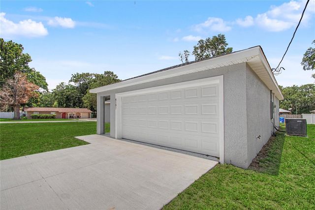 6197 NW 61ST STREET, Ocala, FL 34482