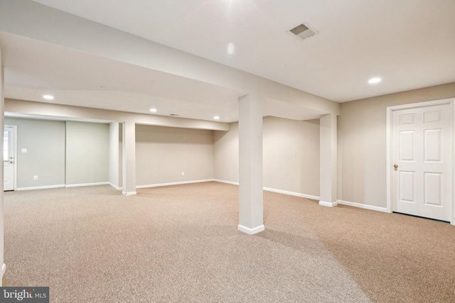 16 VANBURGH CT, Stafford, VA 22554