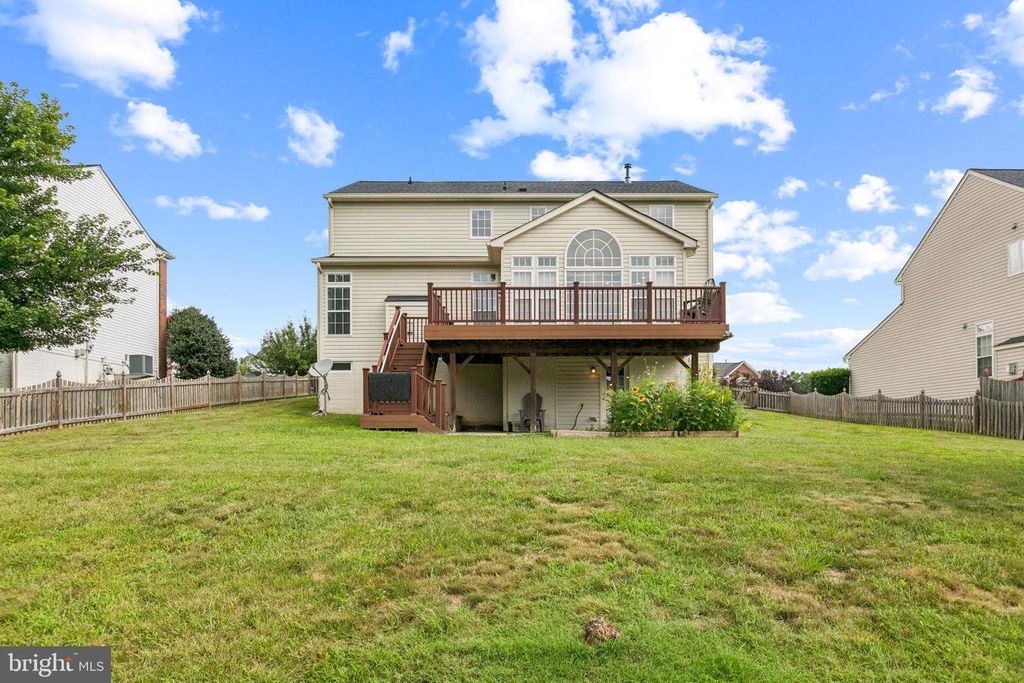16 VANBURGH CT, Stafford, VA 22554