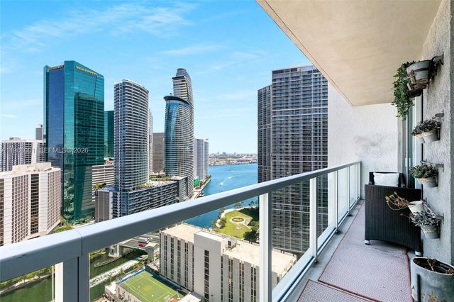 55 SE 6th St 3101, Miami, FL 33131