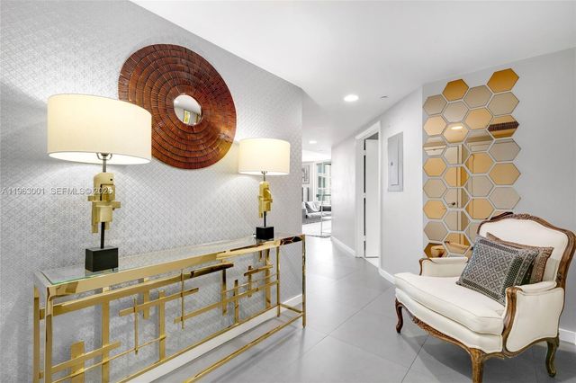 55 SE 6th St 3101, Miami, FL 33131