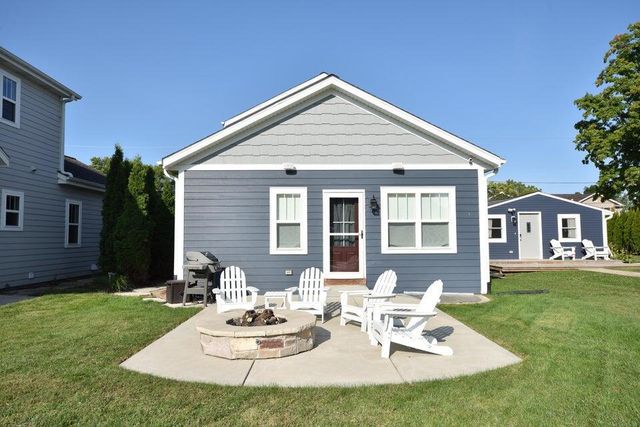W269N2762 Lelah AVENUE, Pewaukee, WI 53072