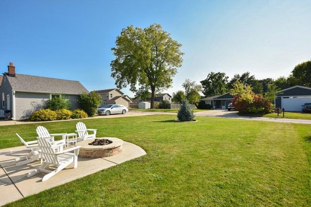 W269N2762 Lelah AVENUE, Pewaukee, WI 53072