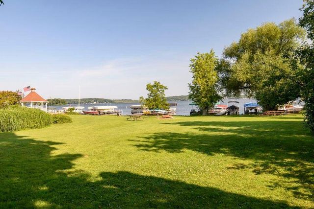 W269N2762 Lelah AVENUE, Pewaukee, WI 53072