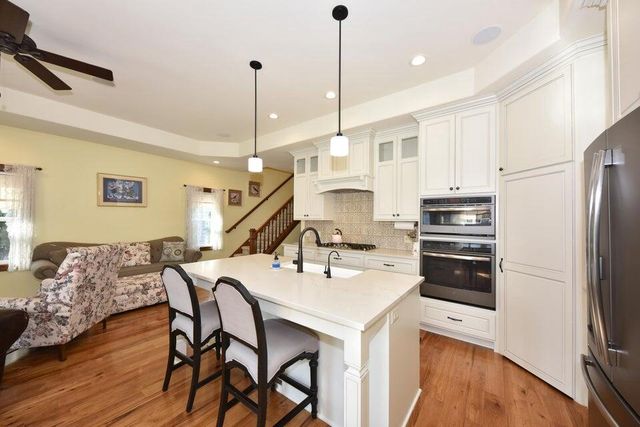 W269N2762 Lelah AVENUE, Pewaukee, WI 53072