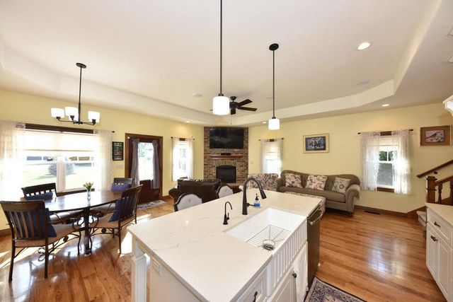W269N2762 Lelah AVENUE, Pewaukee, WI 53072