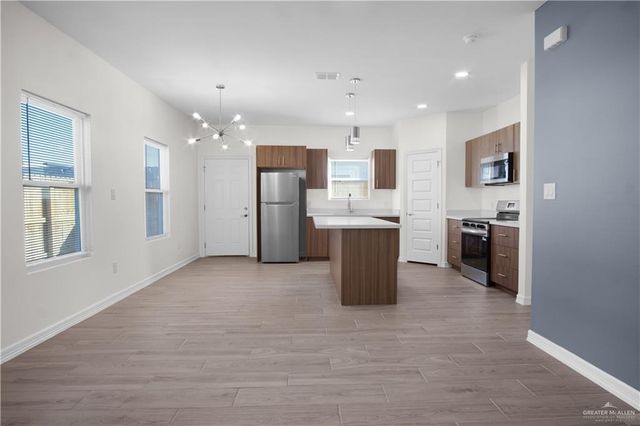 608 N Onyx Avenue 2, Edinburg, TX 78541