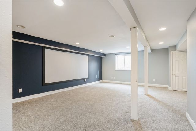 3221 Sue Lane NW, Cedar Rapids, IA 52405