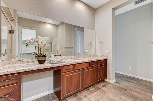 6803 Regency Crest Avenue, Las Vegas, NV 89148
