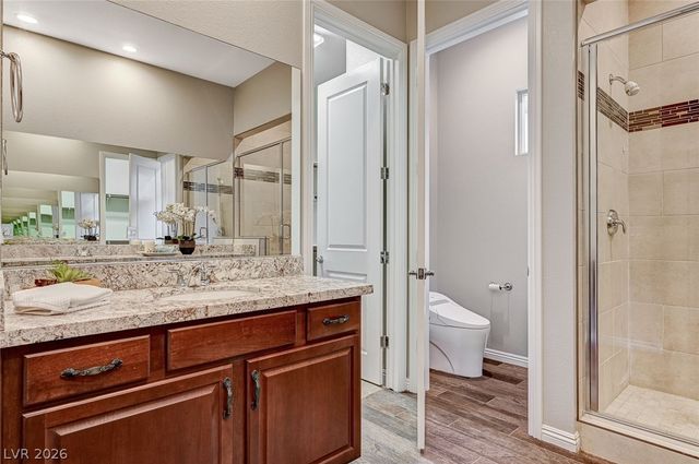 6803 Regency Crest Avenue, Las Vegas, NV 89148