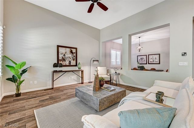 6803 Regency Crest Avenue, Las Vegas, NV 89148