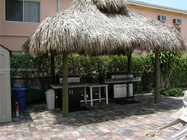 4228 N Ocean Dr 15, Lauderdale By The Sea, FL 33308