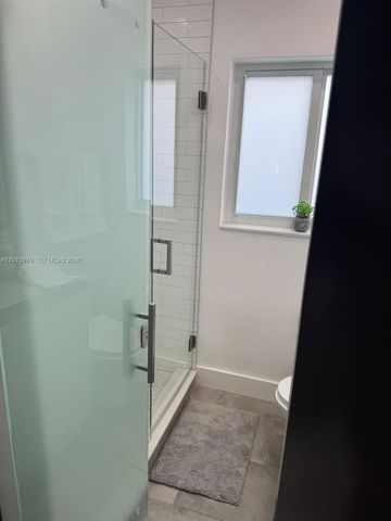 4228 N Ocean Dr 15, Lauderdale By The Sea, FL 33308