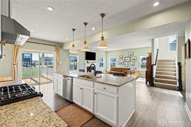 2102 Creswell Drive, Beavercreek Twp, OH 45434