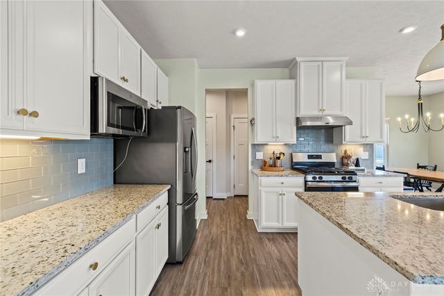 2102 Creswell Drive, Beavercreek Twp, OH 45434