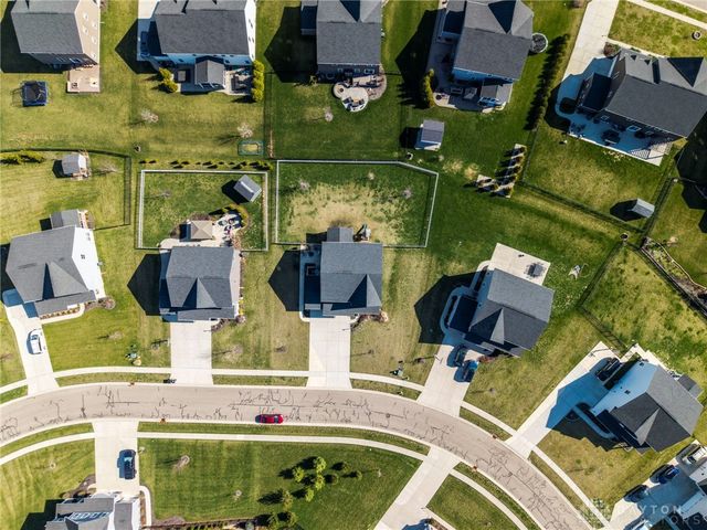 2102 Creswell Drive, Beavercreek Twp, OH 45434