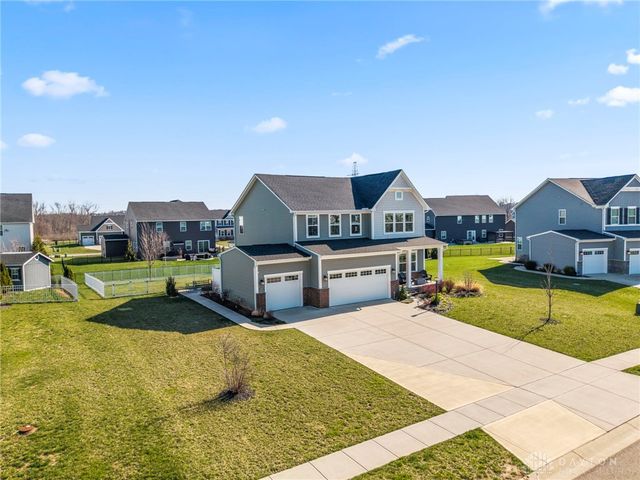 2102 Creswell Drive, Beavercreek Twp, OH 45434