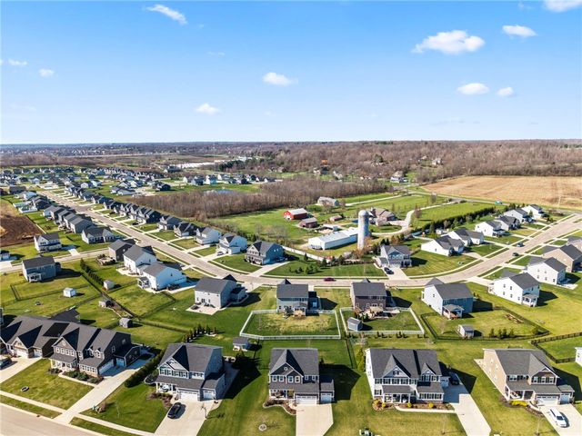 2102 Creswell Drive, Beavercreek Twp, OH 45434