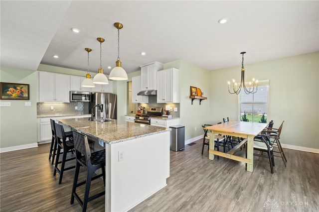 2102 Creswell Drive, Beavercreek Twp, OH 45434