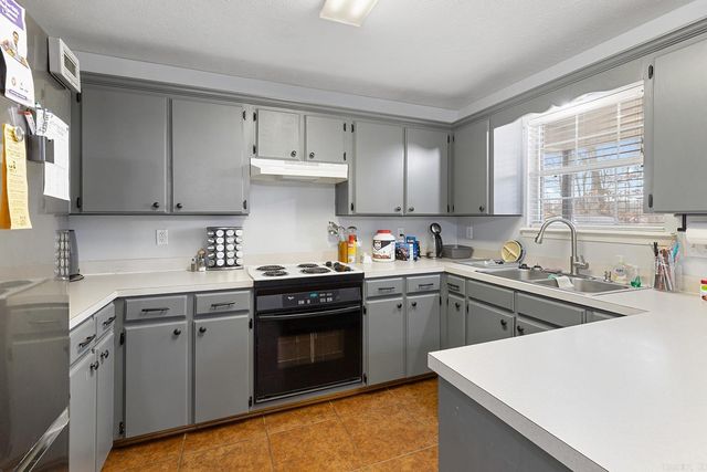 7 Raccoon Trail, Conway, AR 72032