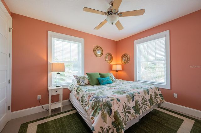 2201 AVENUE C, Bradenton Beach, FL 34217