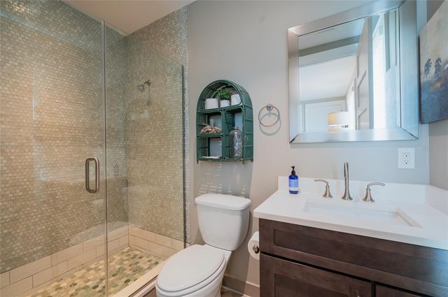 2201 AVENUE C, Bradenton Beach, FL 34217