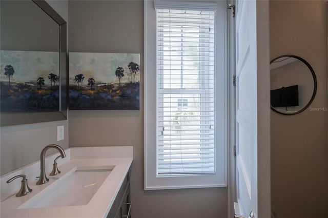 2201 AVENUE C, Bradenton Beach, FL 34217