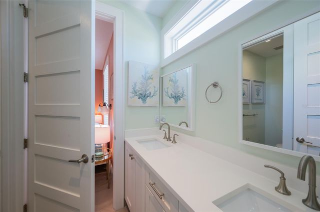 2201 AVENUE C, Bradenton Beach, FL 34217