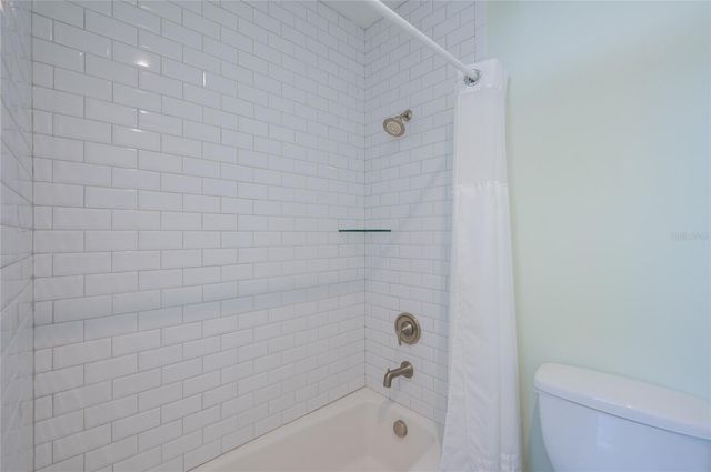 2201 AVENUE C, Bradenton Beach, FL 34217