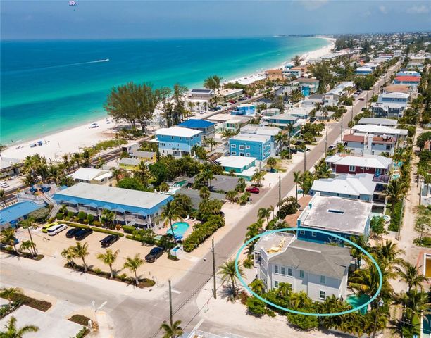 2201 AVENUE C, Bradenton Beach, FL 34217