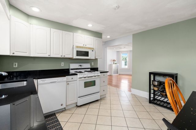 93 Easton Street, Boston, MA 02134