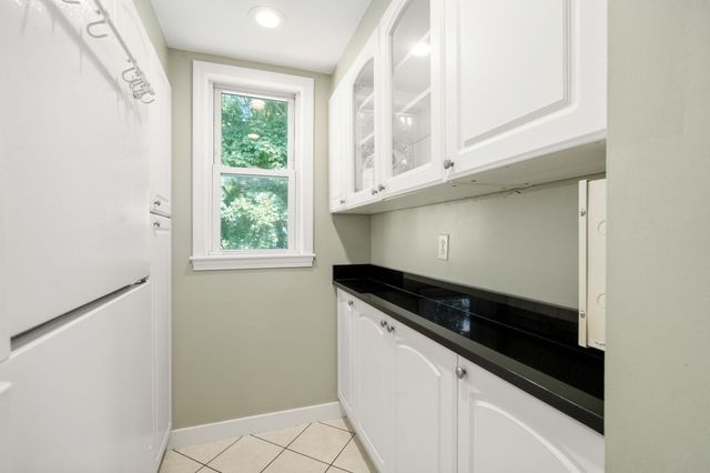 93 Easton Street, Boston, MA 02134