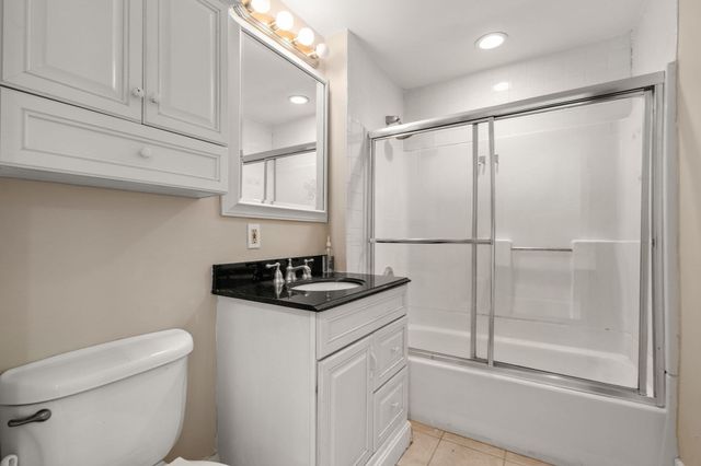 93 Easton Street, Boston, MA 02134