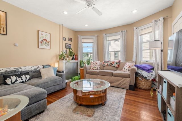 93 Easton Street, Boston, MA 02134