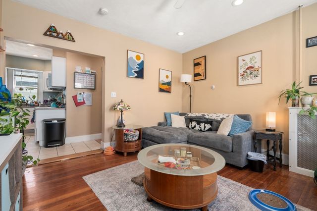 93 Easton Street, Boston, MA 02134