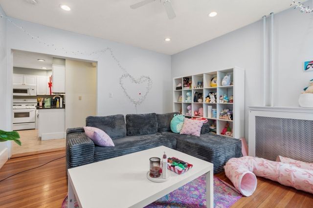 93 Easton Street, Boston, MA 02134