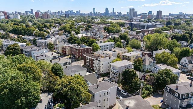 93 Easton Street, Boston, MA 02134