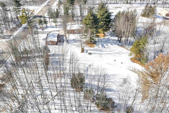 5990 ALLEN ROAD, Little Suamico, WI 54141