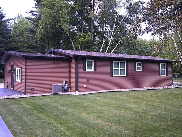 5990 ALLEN ROAD, Little Suamico, WI 54141