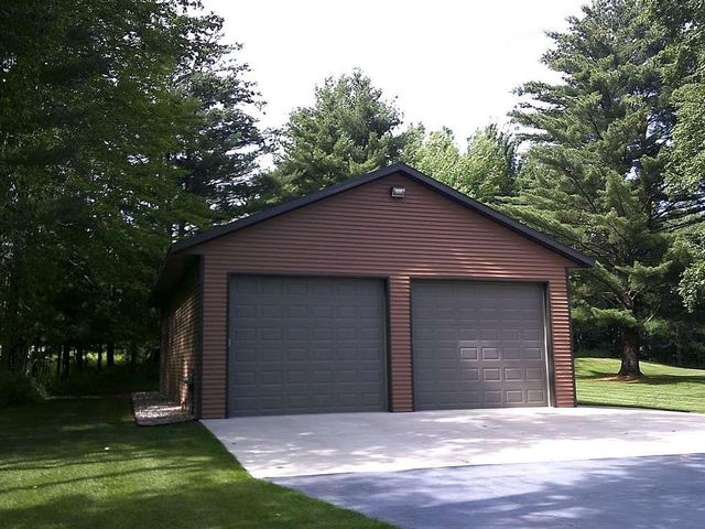 5990 ALLEN ROAD, Little Suamico, WI 54141