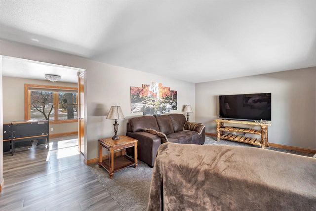 5990 ALLEN ROAD, Little Suamico, WI 54141