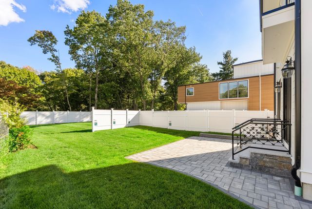 82 Lexington Street A, Newton, MA 02466